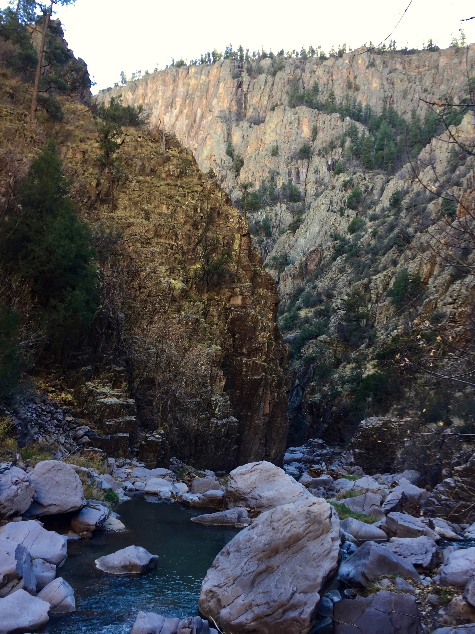 Boulder-strewn passages in Upper Frisco Box